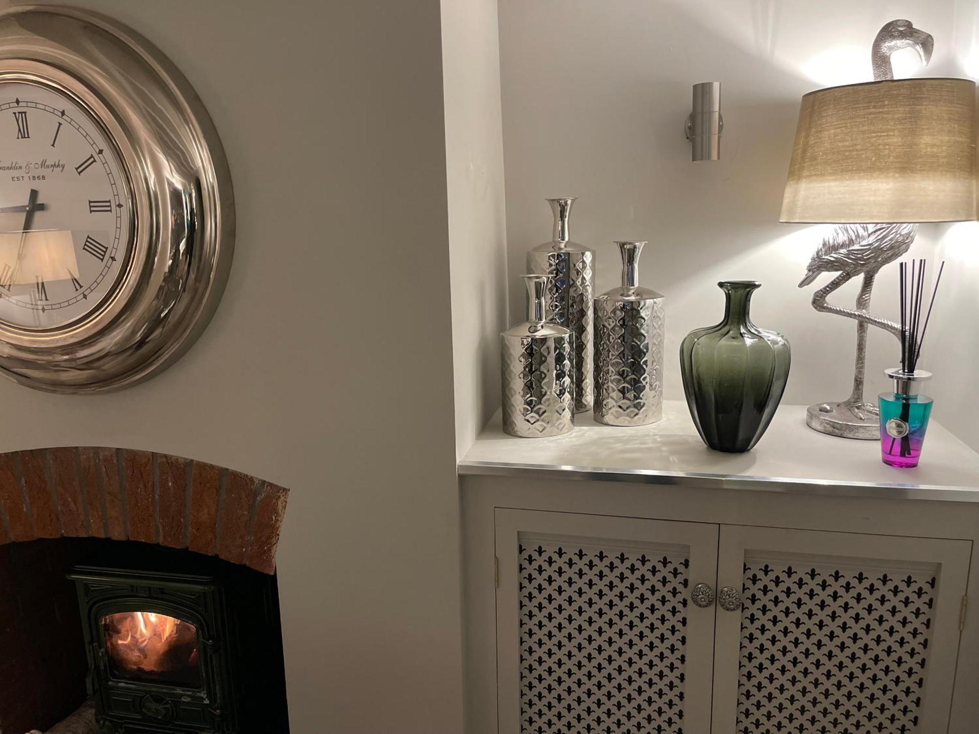 2 Bed Cosy - - High End Furnishings Apartment *